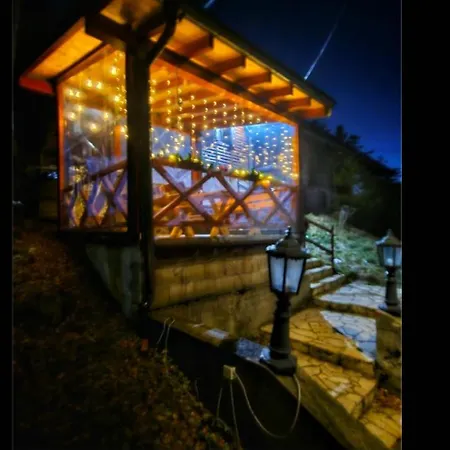 Divcibarski بيت خشبي Divčibare