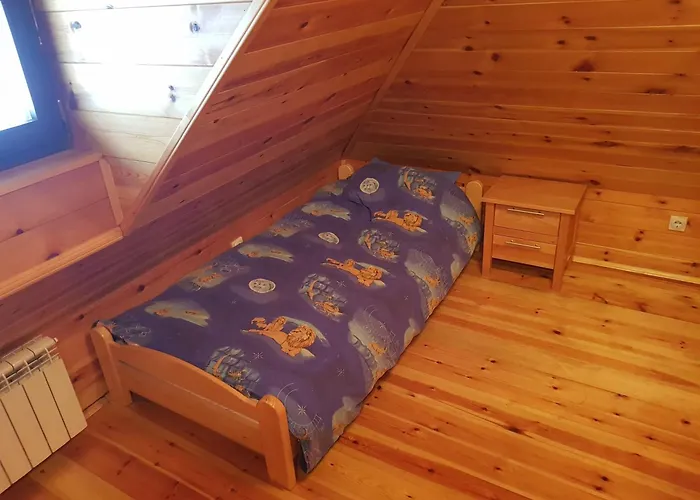 Divcibarski Деревянный коттедж *