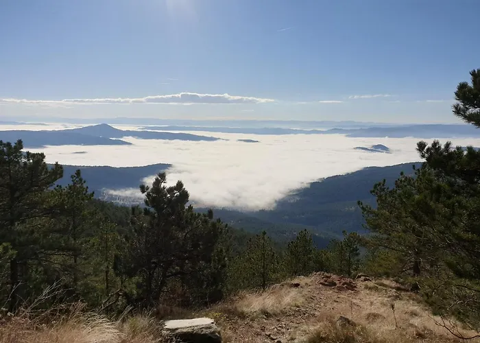 Divcibarski Деревянный коттедж